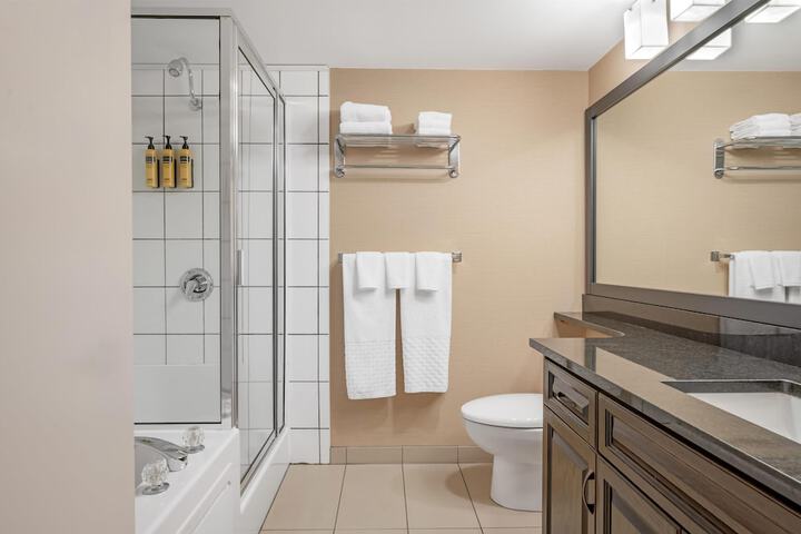 Best Western Plus Mission City Lodge