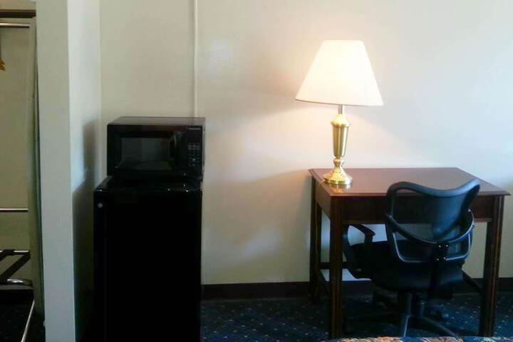 Room 19 of 33