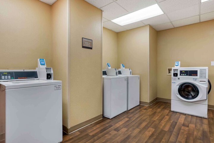 Extended Stay America Select Suites - Houston - Sugar Land
