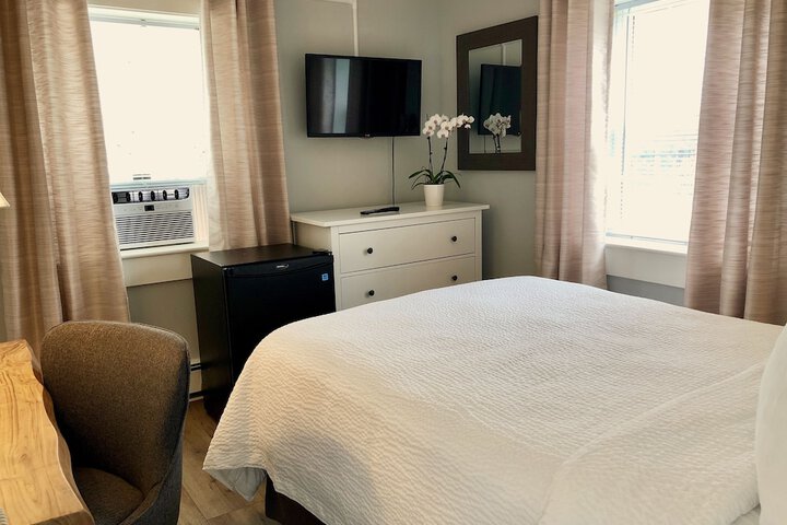 Room 15 of 54