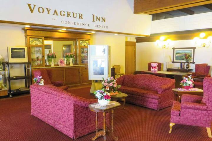 Voyageur Inn and Conference Center