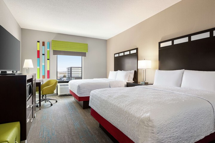 Hampton Inn & Suites York South