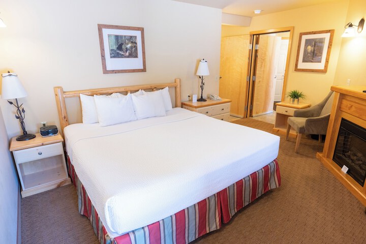 Icicle Village Resort