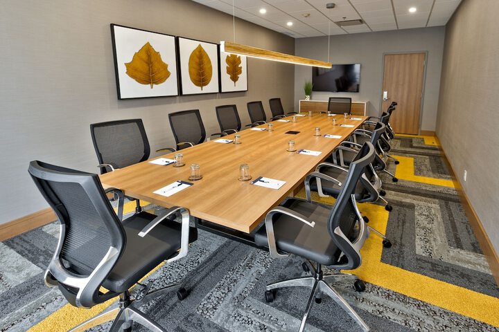 Holiday Inn Express & Suites Trois Rivieres Ouest by IHG