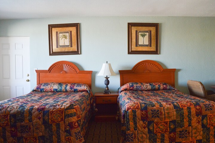 Room 27 of 39