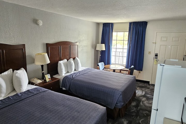 Room 42 of 50