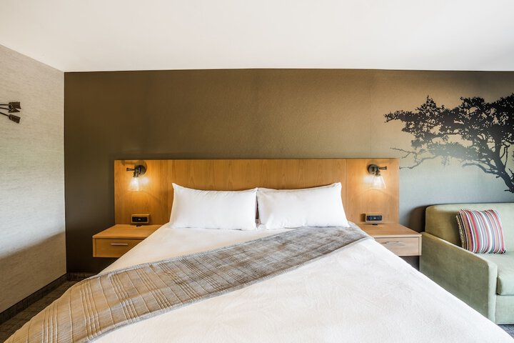 Red Sands Hotel
