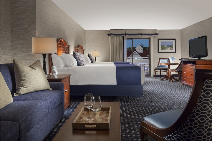 Room 28 of 47