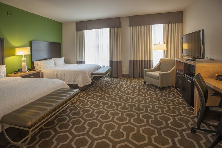 Room 25 of 108