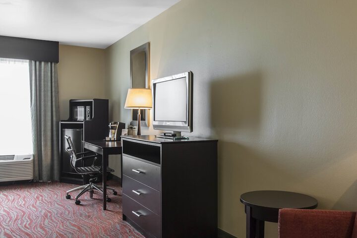 Room 19 of 42