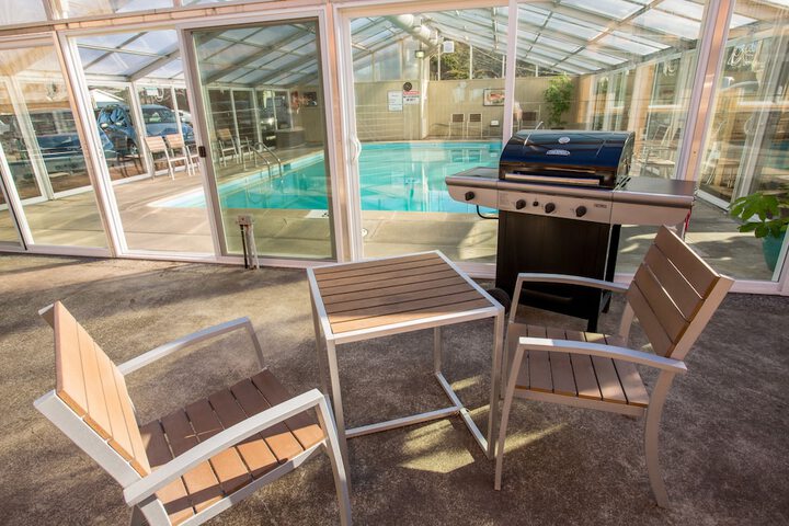 Pelican Shores Inn