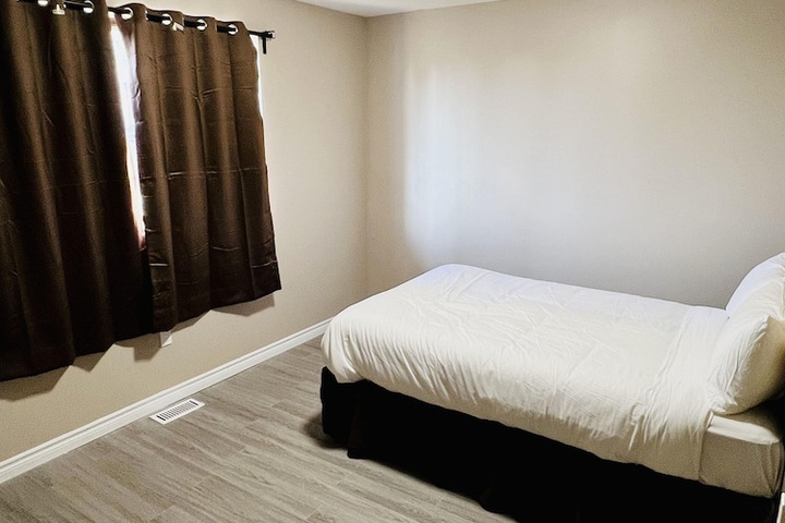 Room 35 of 42