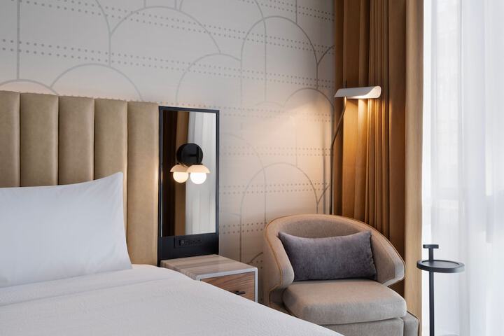 Room 21 of 45