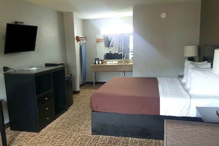 Room 18 of 20