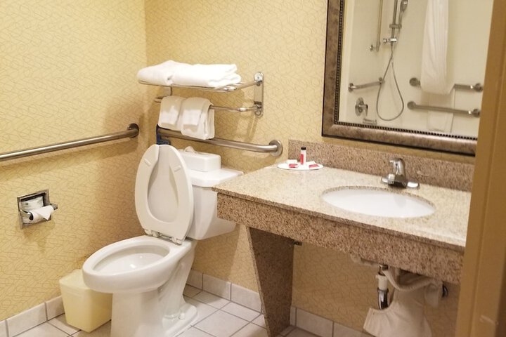 Room 12 of 29