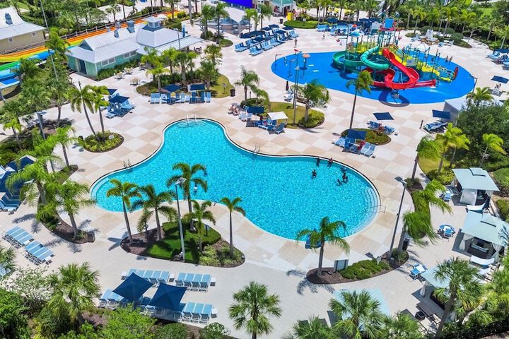 Encore Resort and Water Park at Reunion by Rentyl