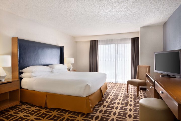 Embassy Suites by Hilton Dallas DFW Airport South