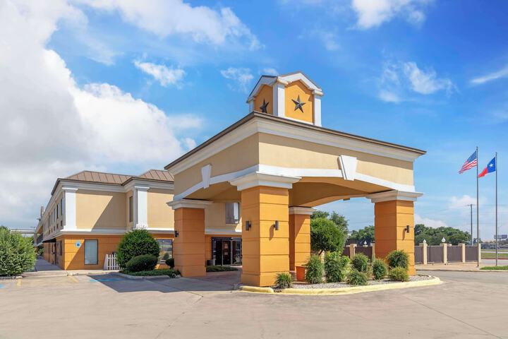 Hotel 3 of 26
