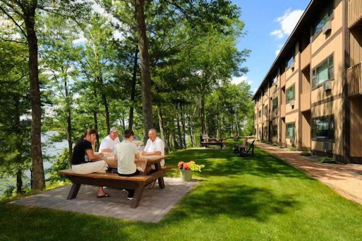 The Pointe Hotel and Suites
