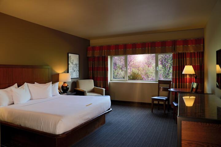 Room 8 of 20
