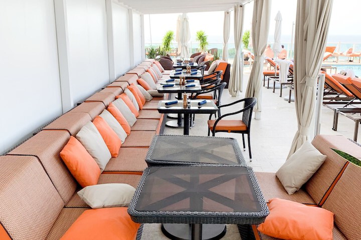 Sundeck 34 of 45