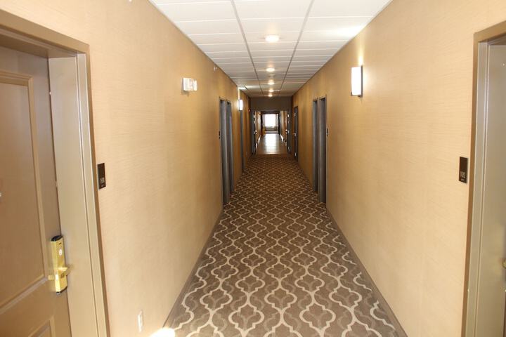 Ballroom/Hall 47 of 51