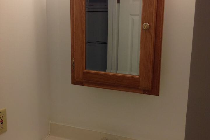 Room 27 of 38