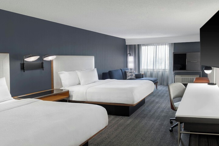 Courtyard by Marriott Cleveland Airport South
