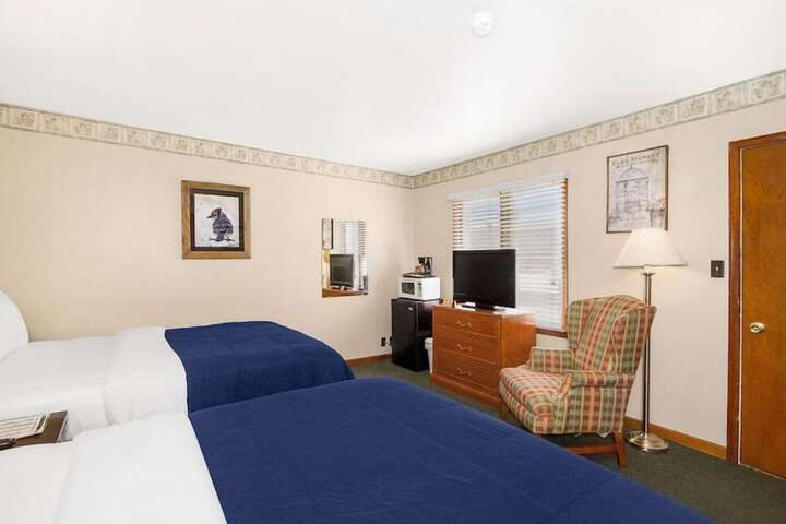 Room 5 of 11