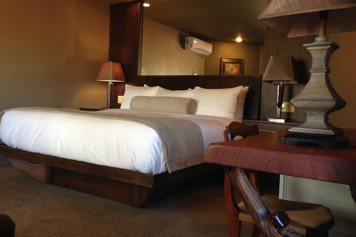 Room 180 of 285