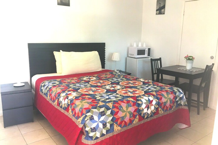 Room 14 of 26