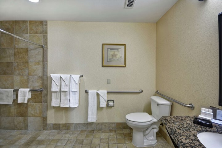 Room 15 of 37