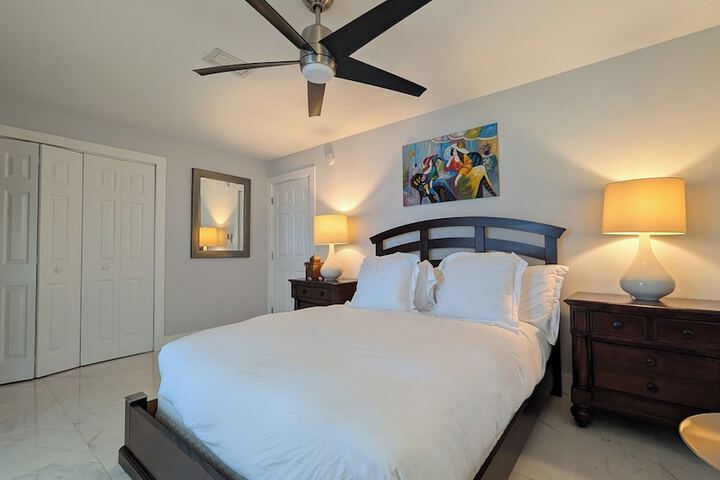 Inn on the Drive ( Adults Only)