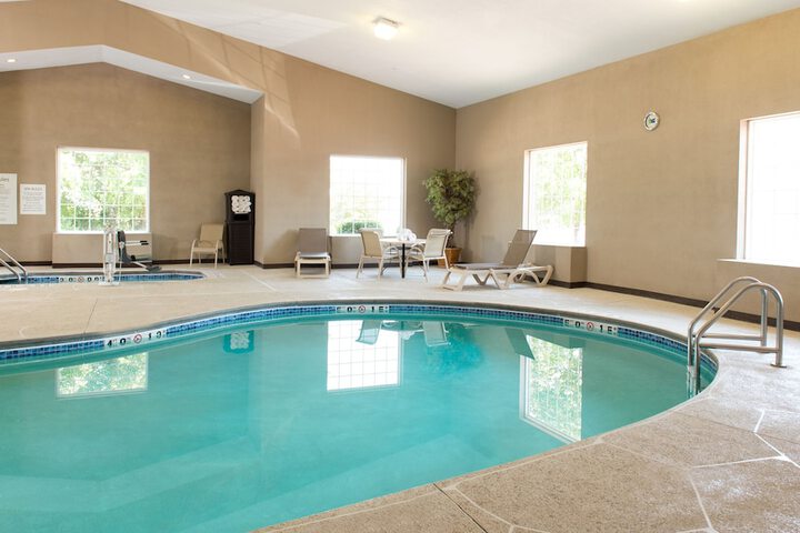Pool 8 of 41
