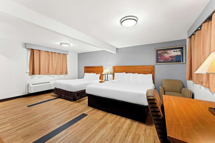Room 9 of 24