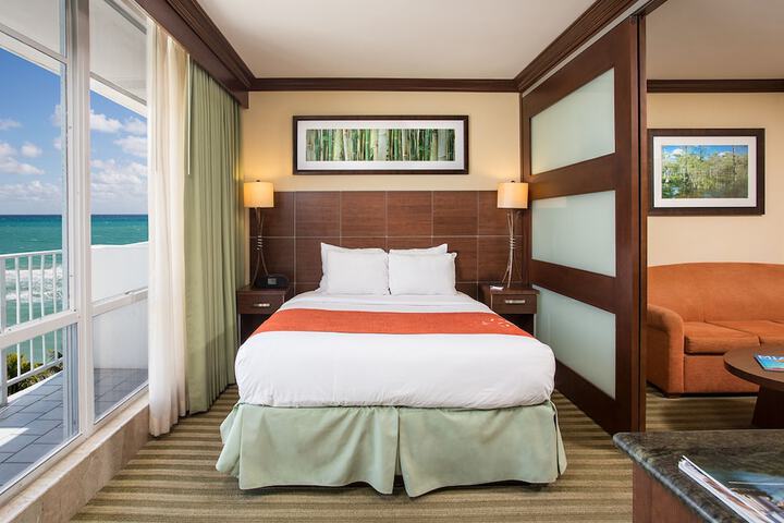 Room 33 of 61