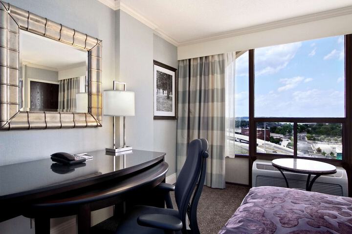 Room 12 of 41