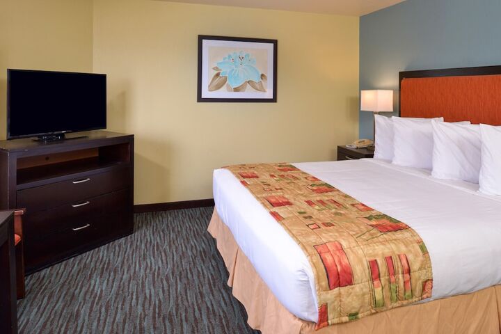 Room 34 of 49