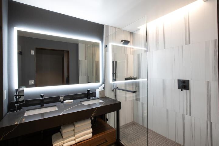 The Glenmark Glendale, a Tribute Portfolio Hotel