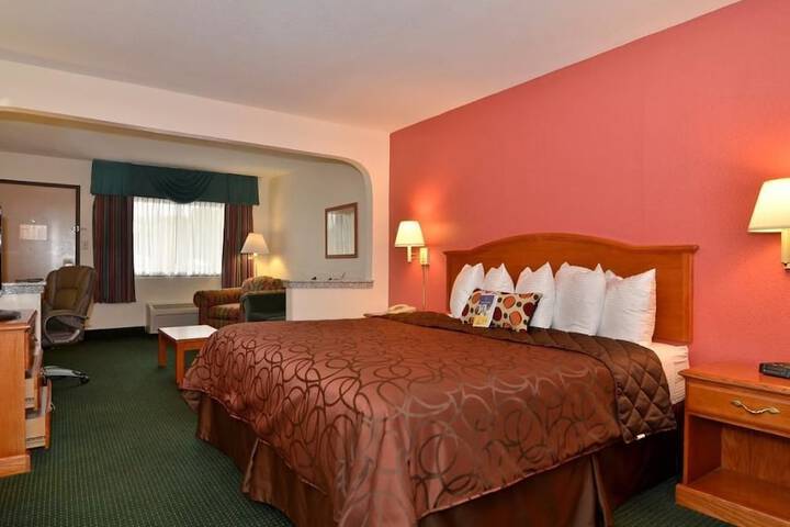 Room 17 of 41