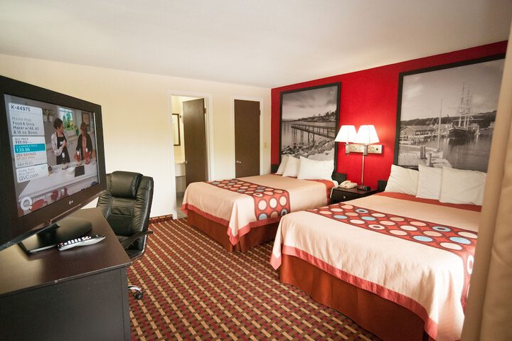 Super 8 by Wyndham Old Saybrook