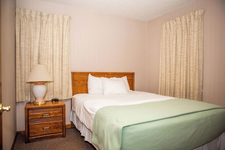 Montauk Lodge