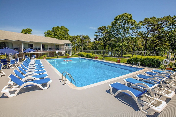 Blue Rock Resort