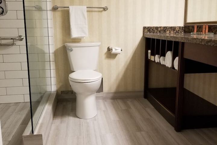 Room 36 of 111