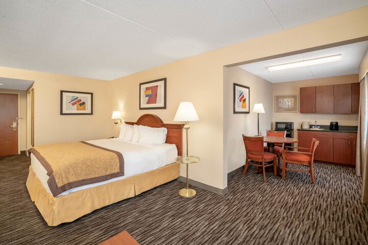 Room 27 of 50