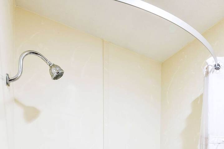 Room 9 of 26