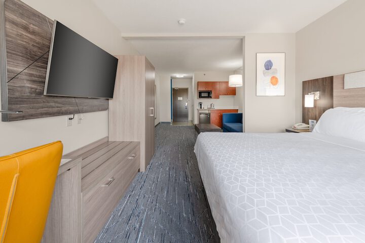 Room 25 of 68