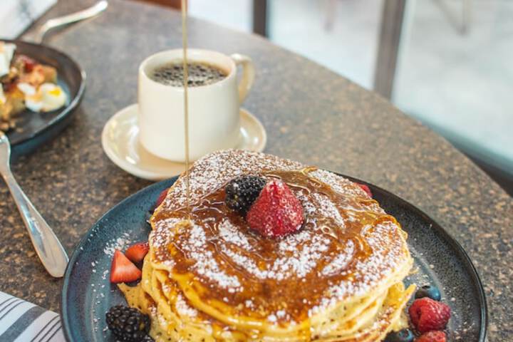Breakfast/Coffee Service 25 of 43