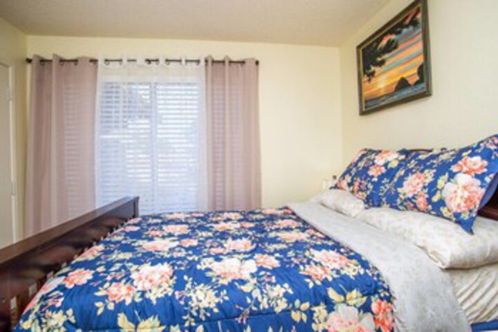 Flamingo Estate 4 Bd Luxury Las Vegas Condo