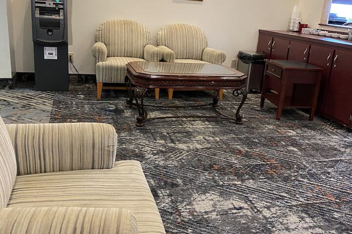 Knights Inn & Suites Dublin